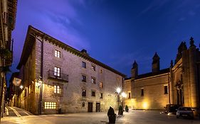 Palacio De Pujadas